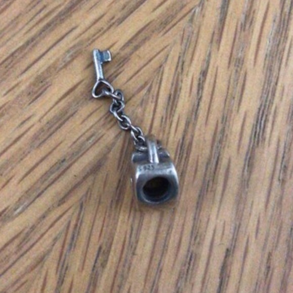 Pandora Heart Lock and Key Charm - Picture 3 of 6